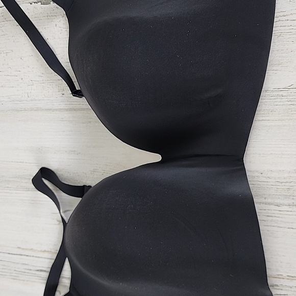 Secret Treasures black lightly padded no wire bra convertible straps Size 42C - Picture 2 of 12